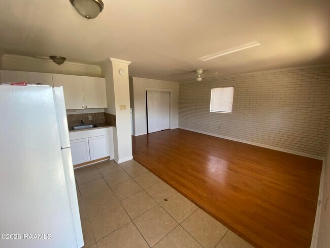 1126 Aster St in Baton Rouge, LA - Building Photo - Building Photo