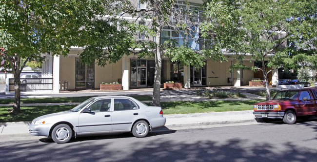 Montview Manor - 62+ Senior Living Community in Denver, CO - Building Photo - Building Photo