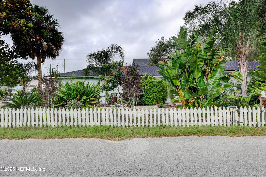 1012 8th St S in Jacksonville Beach, FL - Building Photo
