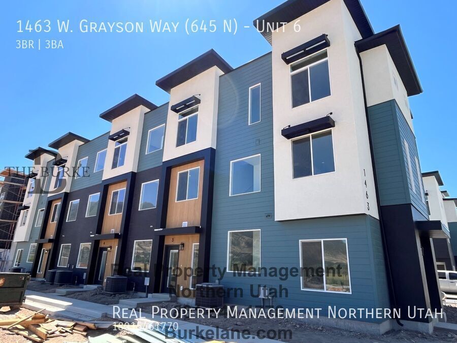 1463 Grayson Way in Farmington, UT - Building Photo