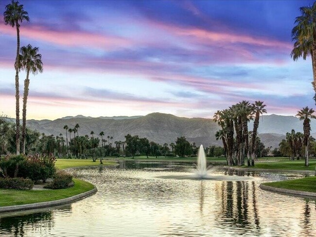 899 Island Dr in Rancho Mirage, CA - Building Photo - Building Photo