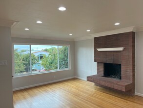 1307 Stannage Ave in Berkeley, CA - Foto de edificio - Building Photo