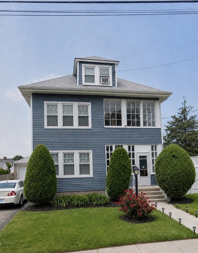 41-43 Woodbine St