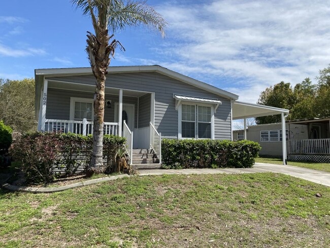 502 Old Colony Rd in Leesburg, FL - Building Photo - Building Photo