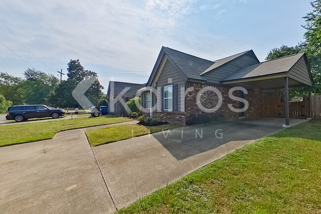 495 Shady Grove Dr in Hernando, MS - Building Photo - Building Photo