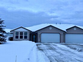256 Upper Rosians Dr in Soldotna, AK - Building Photo