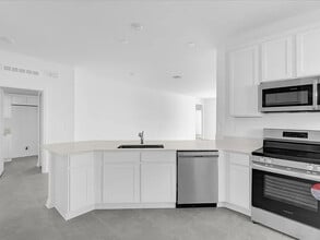 4391 Pebbles Throw Dr in Kissimmee, FL - Building Photo - Building Photo