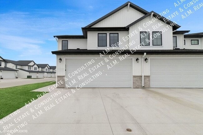 property at 284 Caspian Ct