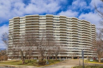 6301 Stevenson Ave in Alexandria, VA - Foto de edificio - Building Photo