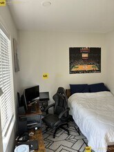 106 Liverpool St, Unit 306 in Boston, MA - Building Photo - Building Photo