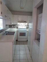 3926 Bushnell Dr in Las Vegas, NV - Building Photo - Building Photo