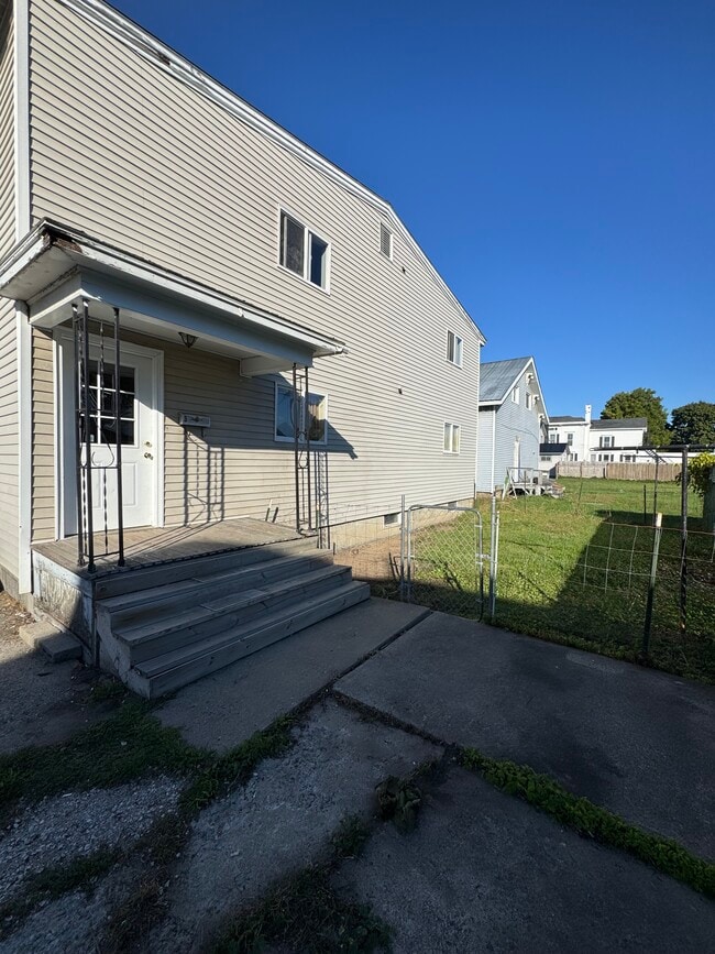 410 New York Ave, Unit 3