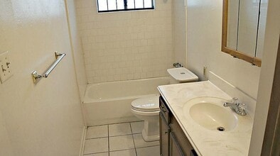 6666 Laughlin Dr in Missouri City, TX - Building Photo - Building Photo