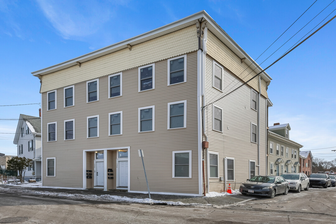 120-126 Felton St in Waltham, MA - Building Photo