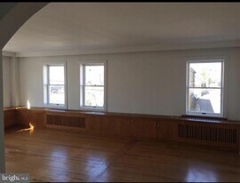 7 Coryell St in Lambertville, NJ - Building Photo