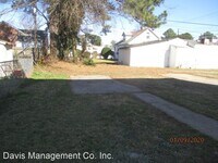 304 Maple Ave photo'