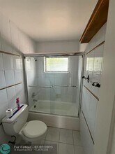 870 NW 173rd Terrace in Miami, FL - Building Photo - Building Photo