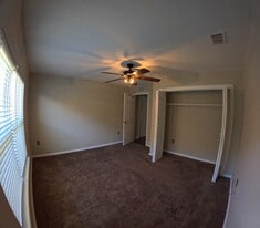 422 Fairfield Dr, Unit Bedroom 4 in Sanford, FL - Building Photo
