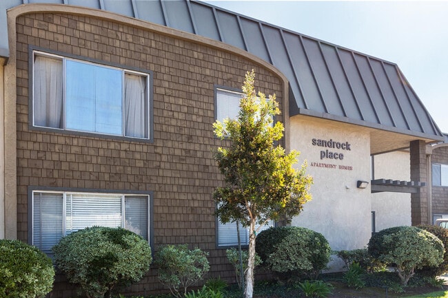 Elan Sandrock Place in San Diego, CA - Building Photo - Building Photo