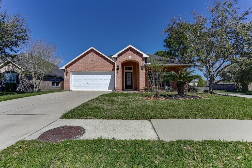 18455 Yellowstone Trail in Humble, TX - Building Photo
