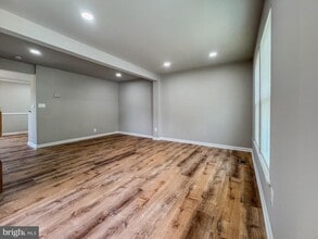 6337 Littlefield Ct in Centreville, VA - Building Photo - Building Photo