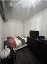 3503 W Dickens Ave, Unit Apartment 2 in Chicago, IL - Building Photo - Building Photo