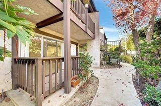 302 Miraleste Dr in Los Angeles, CA - Building Photo - Building Photo