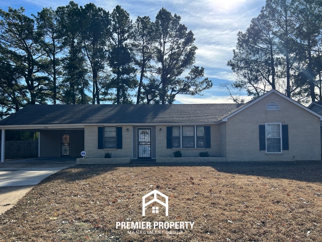 property at 3818 Selfridge Cove