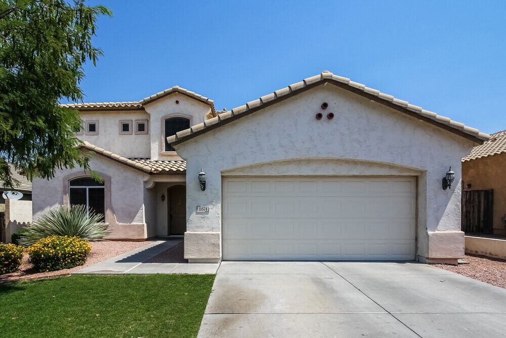 10574 W Salter Dr in Peoria, AZ - Building Photo