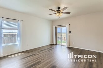 7115 Shavano Cir in Longmont, CO - Building Photo - Building Photo