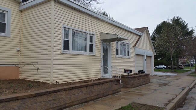 property at 269 N 1st Ave