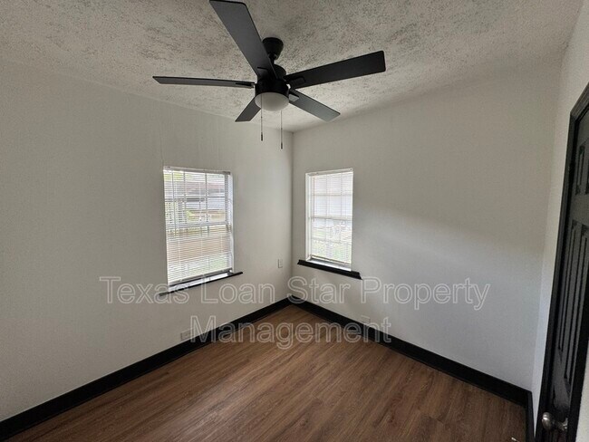 1504 Luzon St in Houston, TX - Building Photo - Building Photo