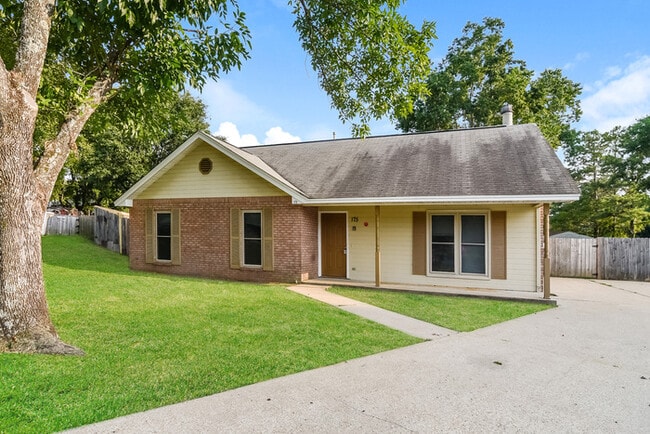 property at 175 Honeysuckle Ct