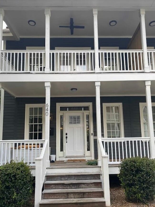 property at 640 Elm St