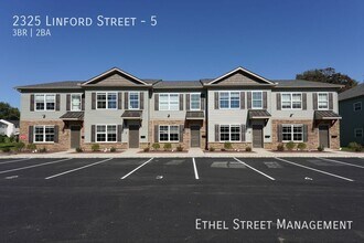 2325 Linford St in Bethlehem, PA - Foto de edificio - Building Photo