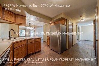 2792 W Hiawatha Dr in Appleton, WI - Building Photo - Building Photo