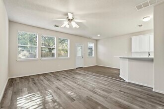 5606 Redgrove Ln in Katy, TX - Building Photo - Building Photo