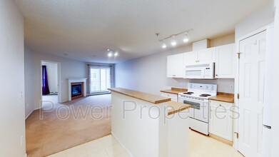 280-280 Shawville Way SE in Calgary, AB - Building Photo - Building Photo