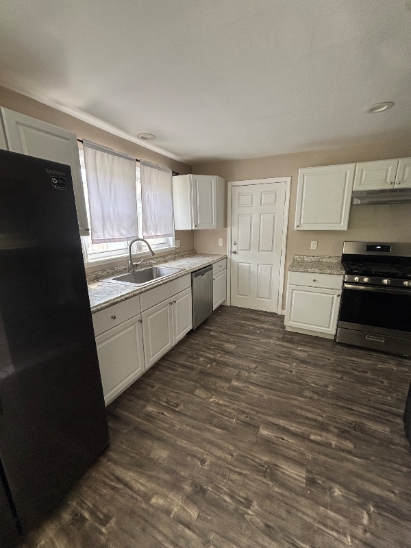 332 Old Loudon Rd in Latham, NY - Building Photo - Building Photo