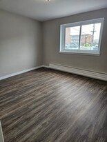 94 Allard St in Sault Ste Marie, ON - Building Photo