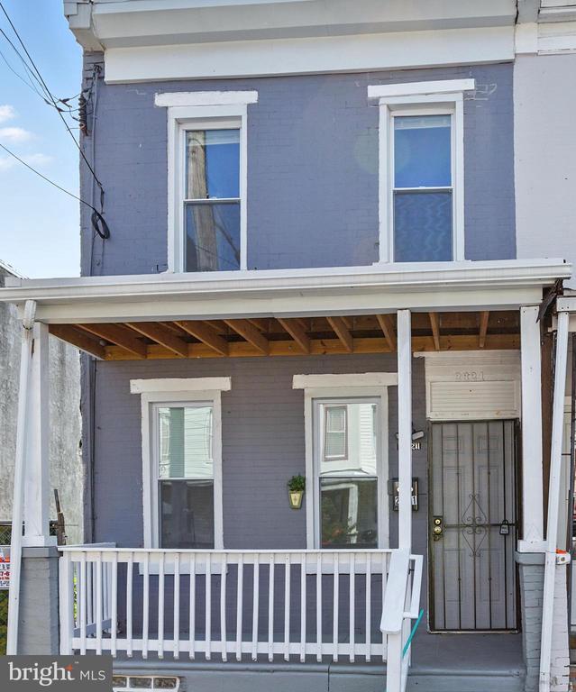 property at 2821 Rosehill St