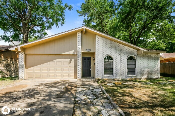 7609 Kingsmill Terrace in Fort Worth, TX - Building Photo