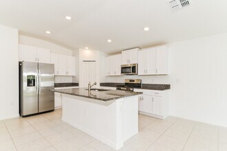 8514 41st Ave E in Palmetto, FL - Building Photo - Building Photo