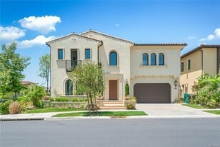 52 Eider Run in Irvine, CA - Building Photo
