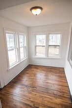 1922 Jefferson St NE, Unit 1 - Lower in Minneapolis, MN - Building Photo - Building Photo