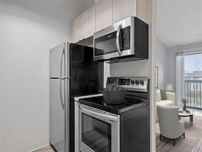 The Reserve at Grand Valley in Milford, OH - Foto de edificio - Building Photo