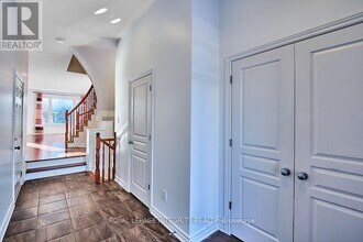 870 Fletcher Cir in Ottawa, ON - Building Photo - Building Photo