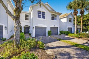 16161 Caldera Ln in Naples, FL - Building Photo