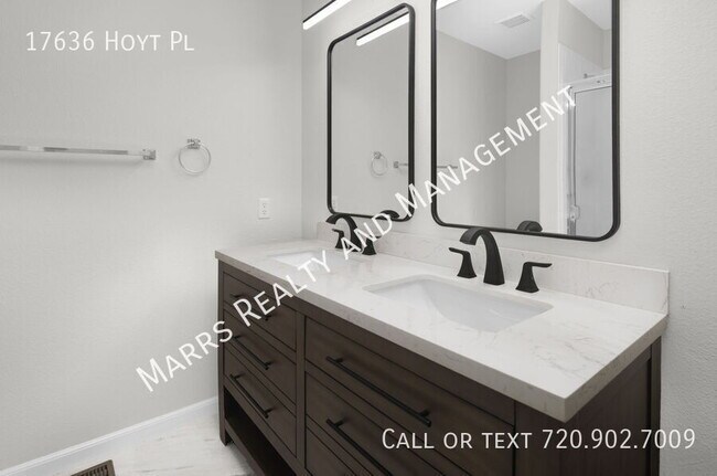 property at 17636 Hoyt Pl