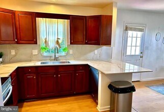 358 Stonehedge Ln in Mechanicsburg, PA - Building Photo - Building Photo